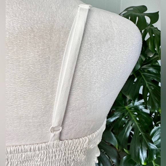 Venus White high low strap shoulder top cute & sexy excellent condition size 12 - Picture 5 of 9